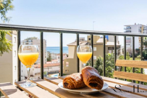 Stylish Seaview Terrace Retreat